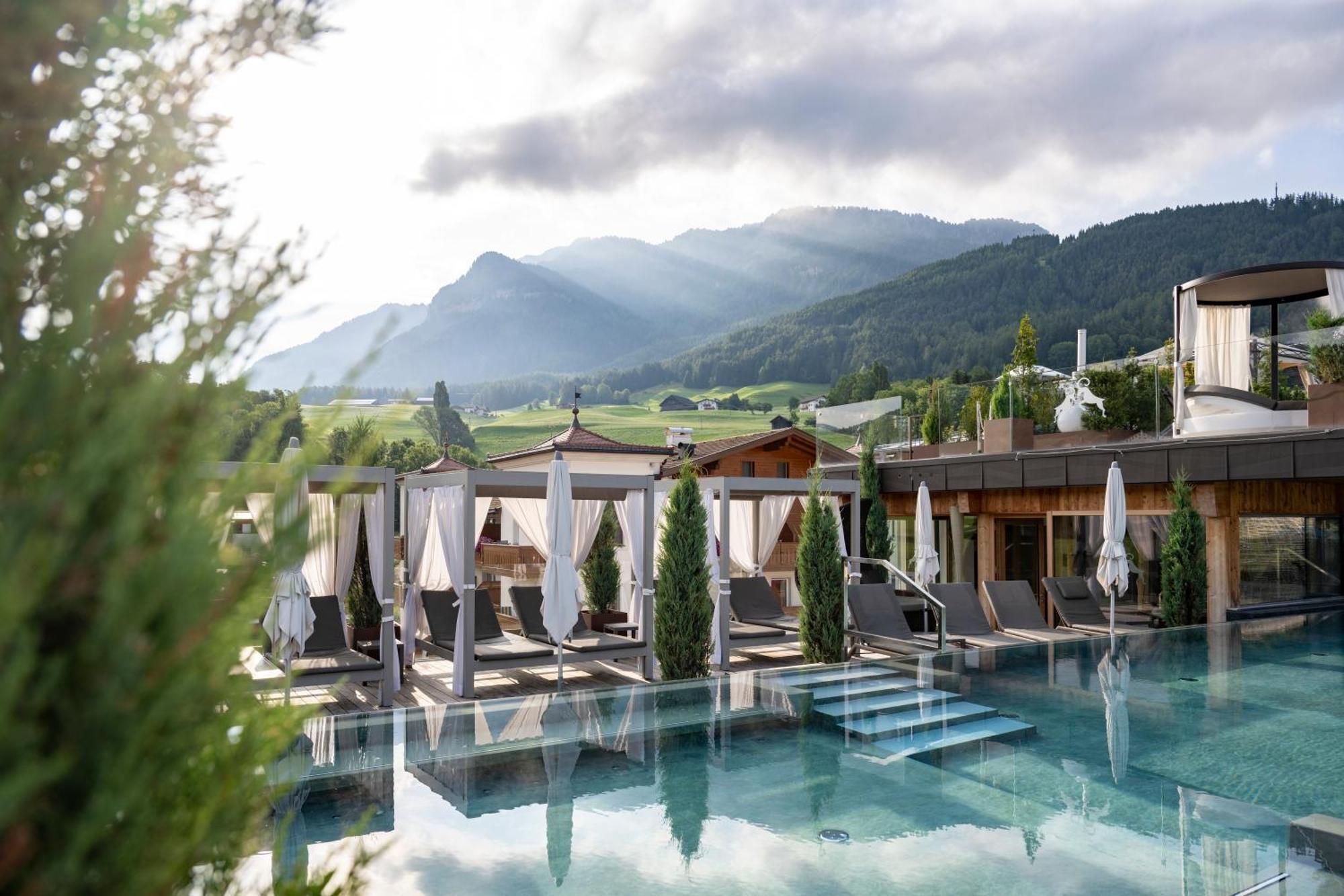 Abinea Dolomiti Romantic Spa Castelrotto Exterior photo