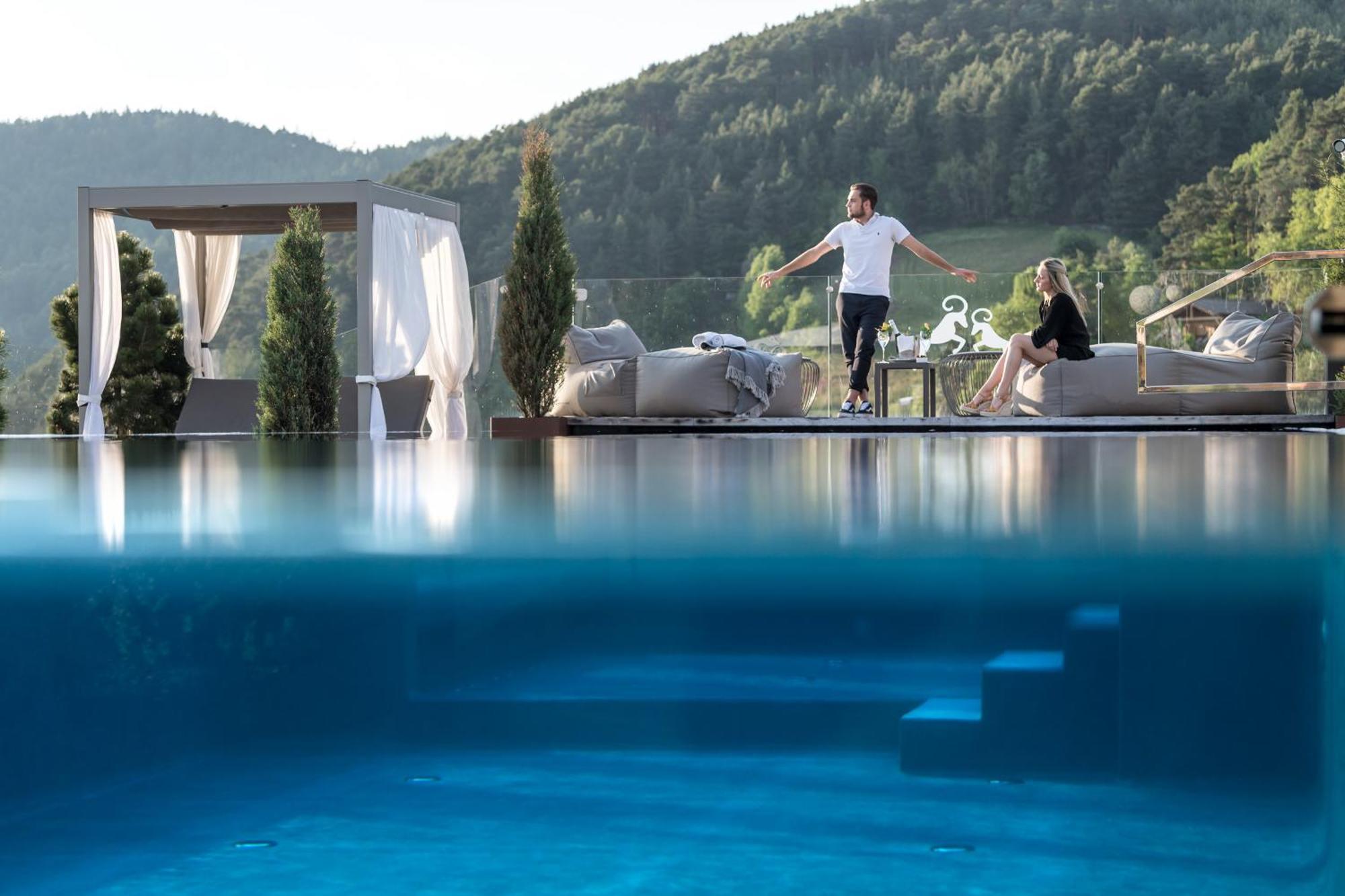 Abinea Dolomiti Romantic Spa Castelrotto Exterior photo