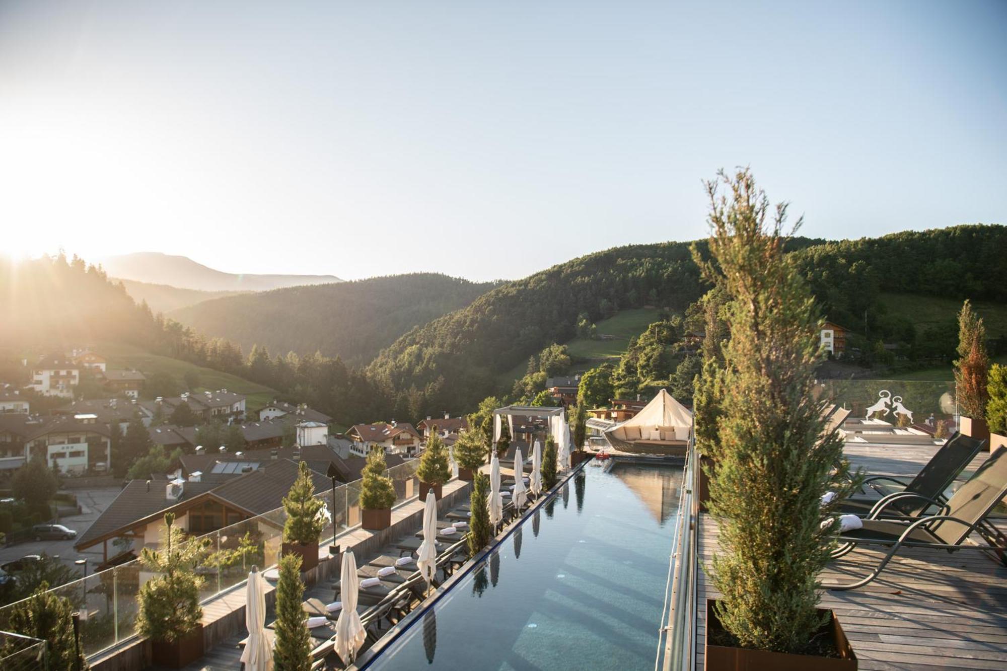Abinea Dolomiti Romantic Spa Castelrotto Exterior photo